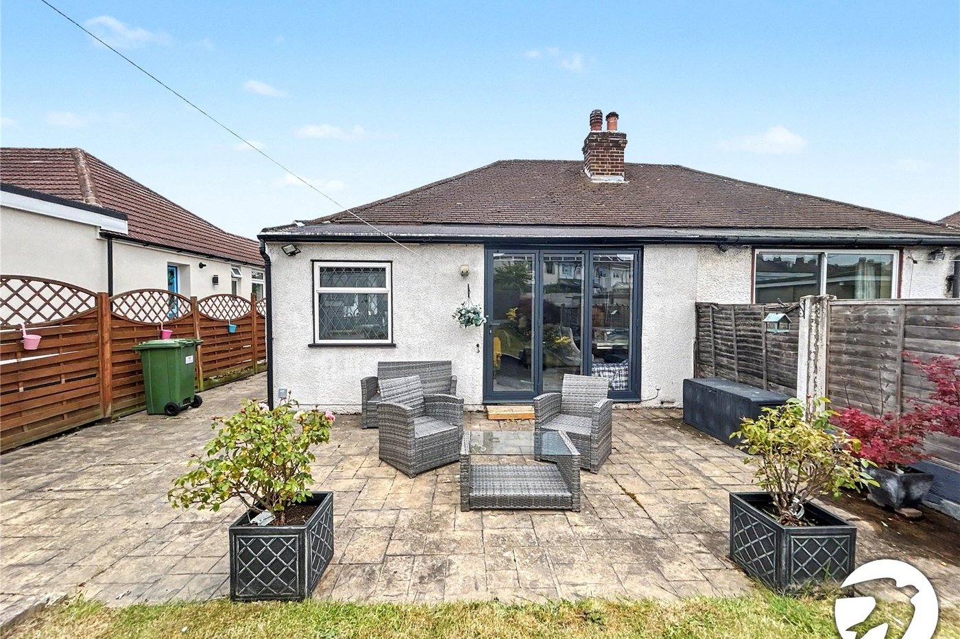 2 bedroom bungalow for sale in Welling | Robinson Jackson