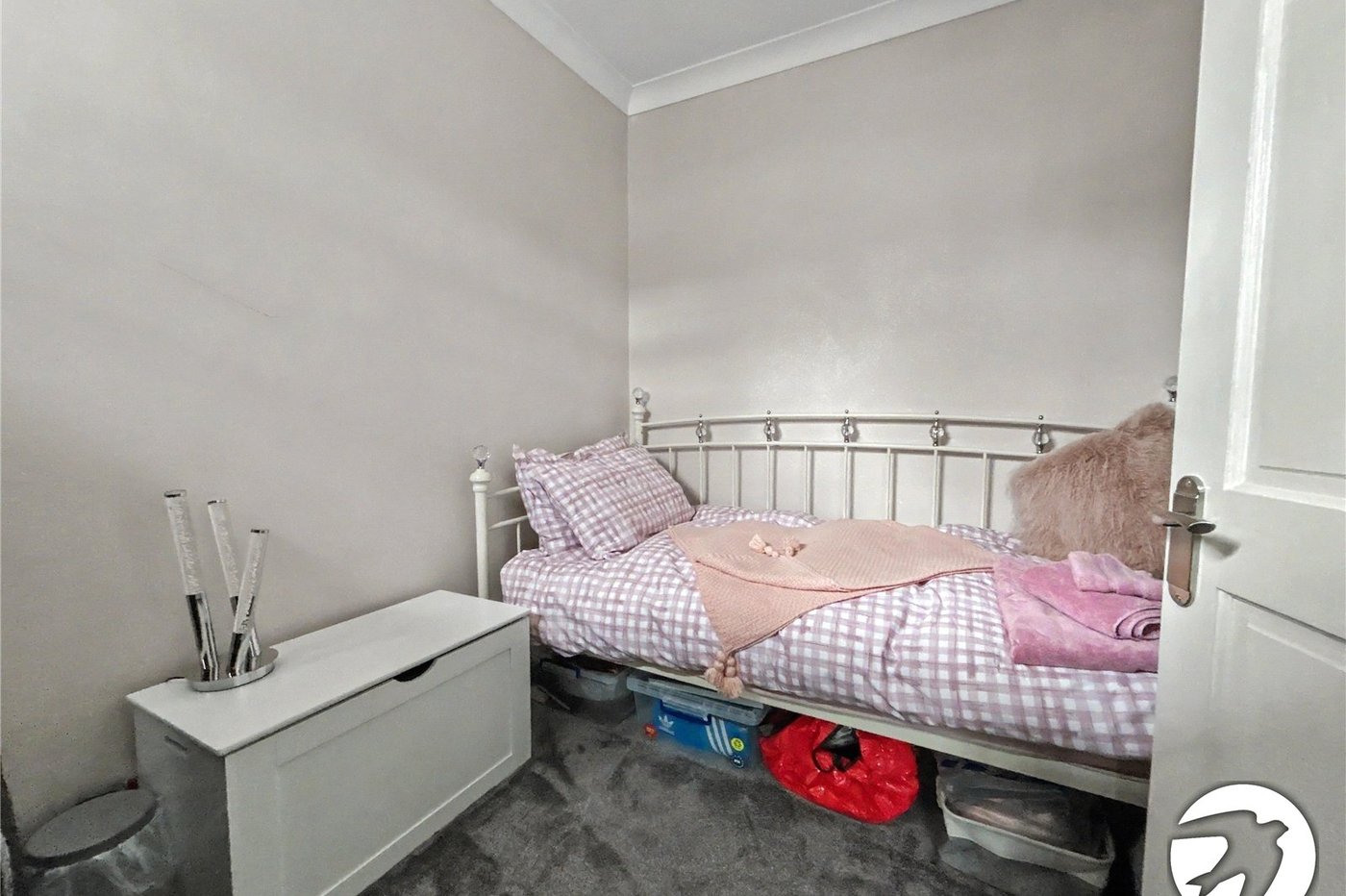 2 bedroom bungalow for sale in Welling | Robinson Jackson