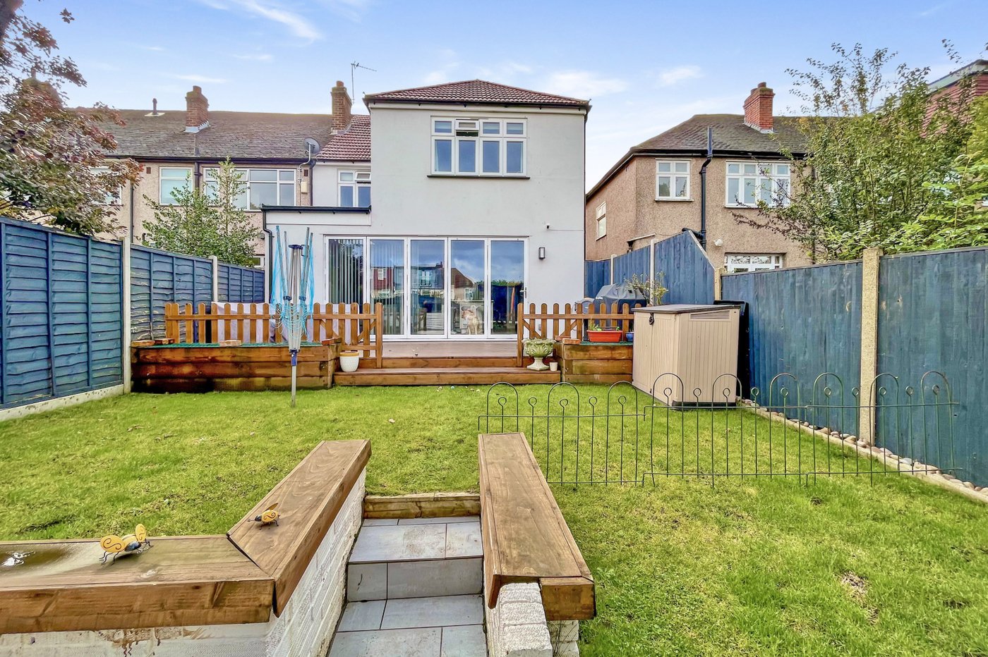 4 bedroom house for sale in Welling | Robinson Jackson