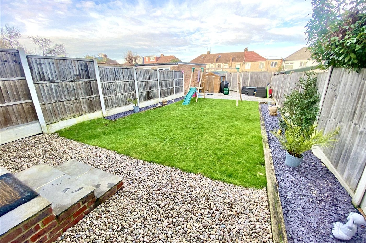 2 bedroom house for sale in Welling | Robinson Jackson