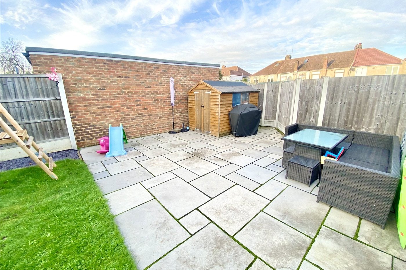 2 bedroom house for sale in Welling | Robinson Jackson