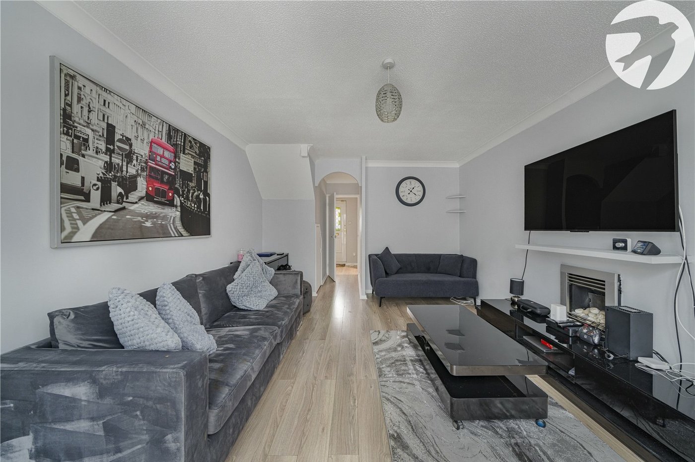 2 bedroom house for sale in Chalk | Robinson Michael & Jackson