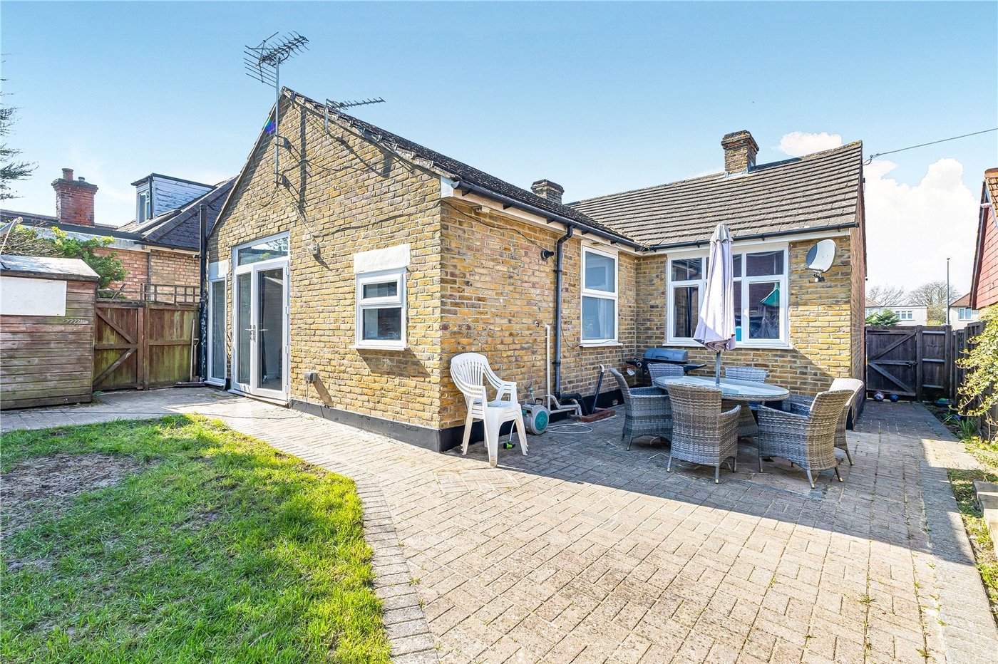 3 bedroom bungalow for sale in Maidstone | Robinson Michael & Jackson