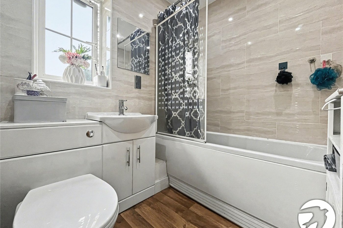 3 bedroom house for sale in Rochester | Robinson Michael & Jackson