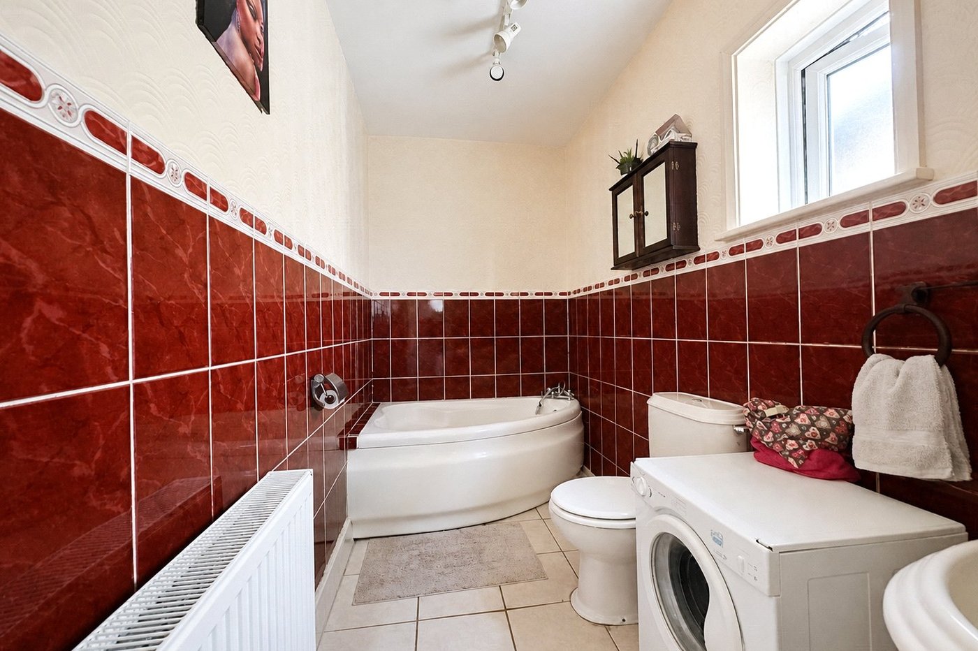 3 bedroom house for sale in London | Robinson Jackson