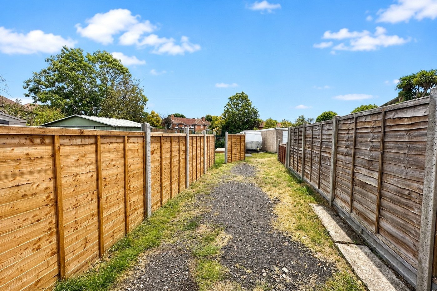2 bedroom property for sale in London | Robinson Jackson