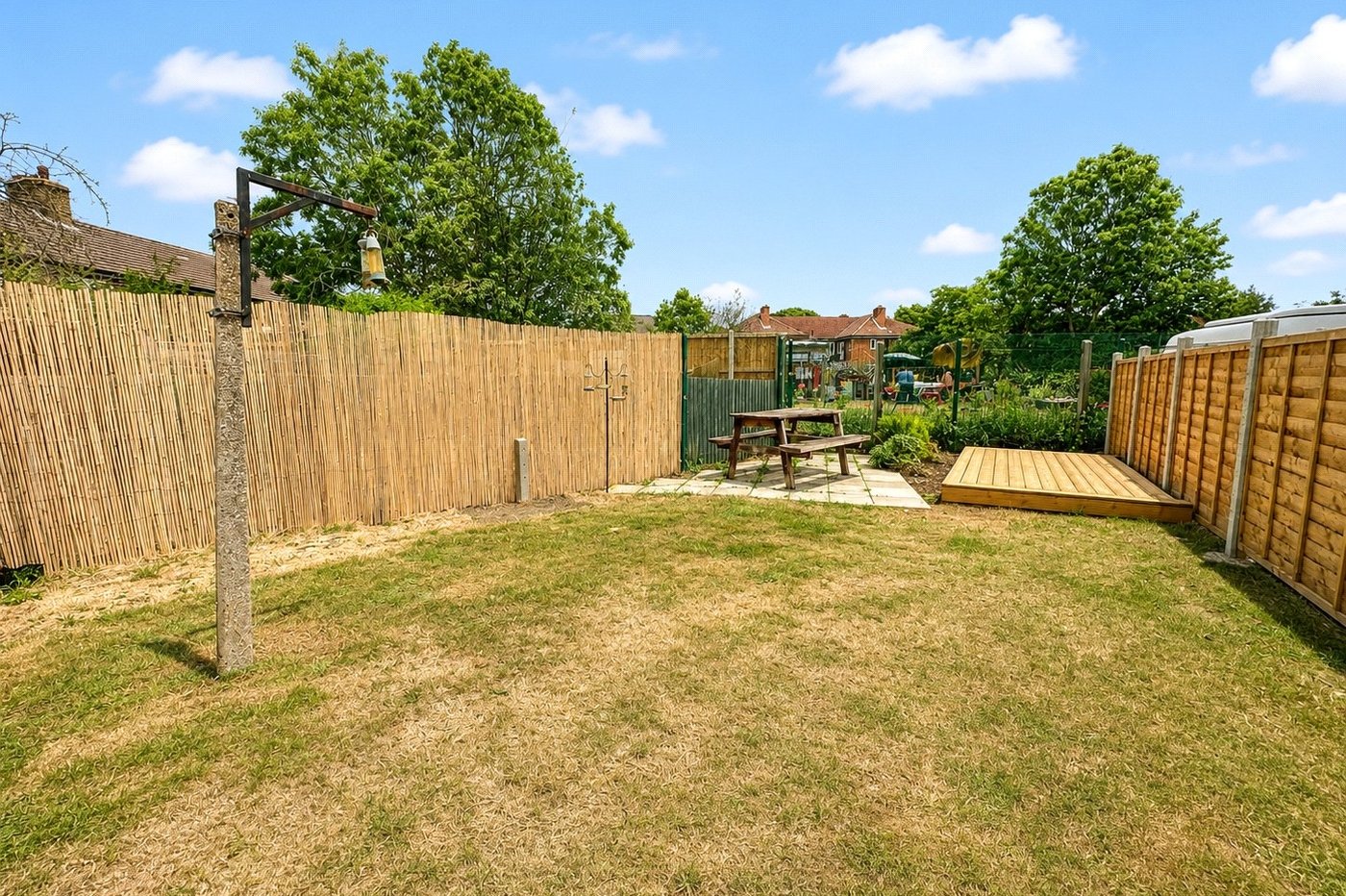 2 bedroom property for sale in London | Robinson Jackson