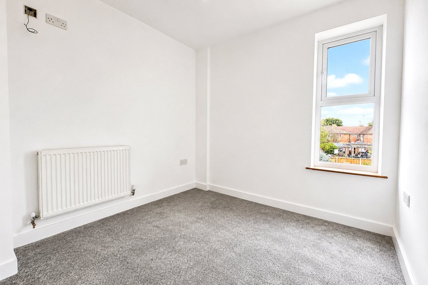 2 bedroom property for sale in London | Robinson Jackson