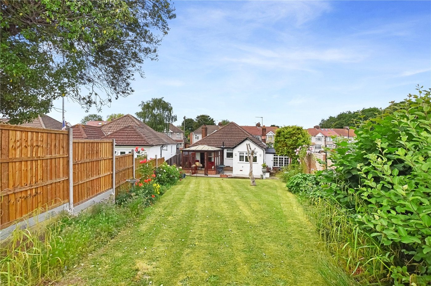 2 bedroom bungalow for sale in Bexleyheath | Robinson Jackson