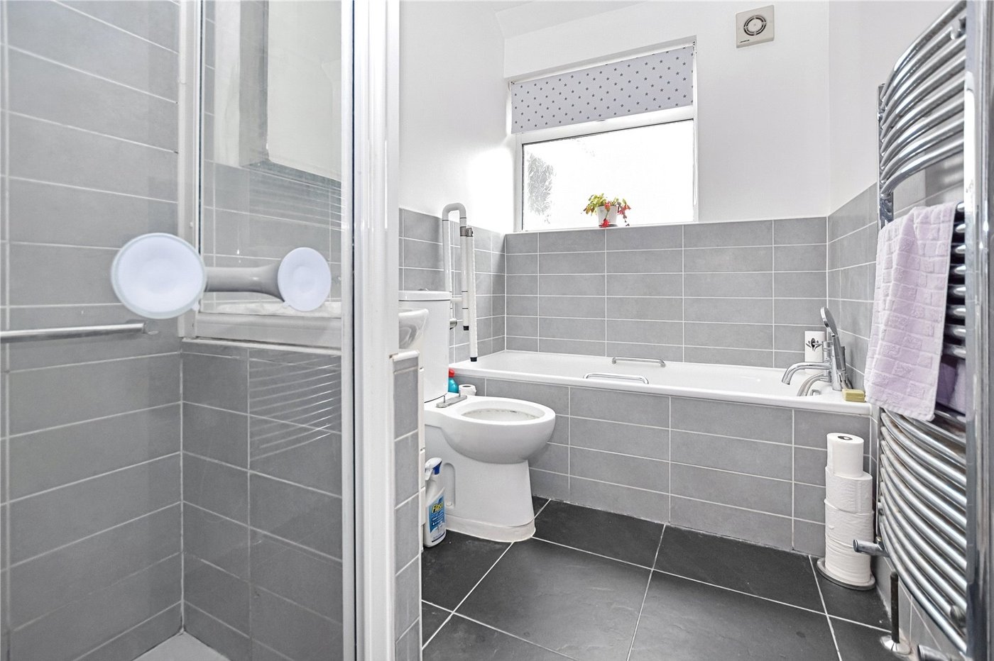 2 bedroom bungalow for sale in Bexleyheath | Robinson Jackson