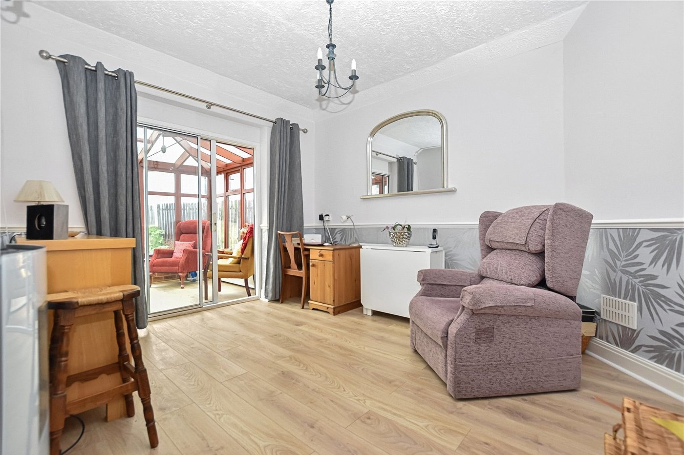 2 bedroom bungalow for sale in Bexleyheath | Robinson Jackson