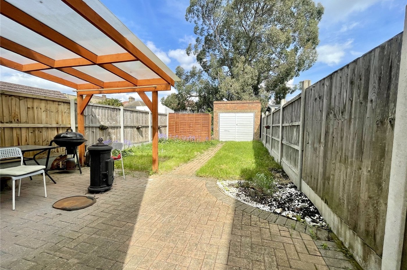 house for sale in Welling, Kent, DA16 Robinson Jackson