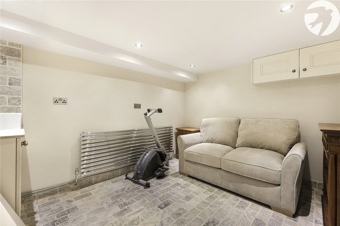 2 bedroom house for sale in Swanley Village | Robinson Jackson