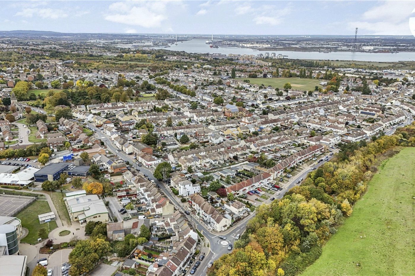 3 bedroom house for sale in Swanscombe | Robinson Jackson