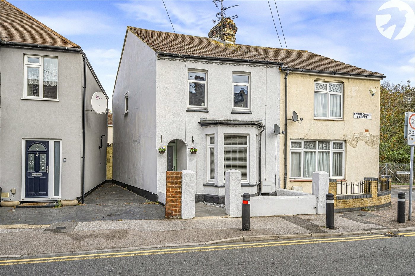 3 bedroom house for sale in Swanscombe | Robinson Jackson