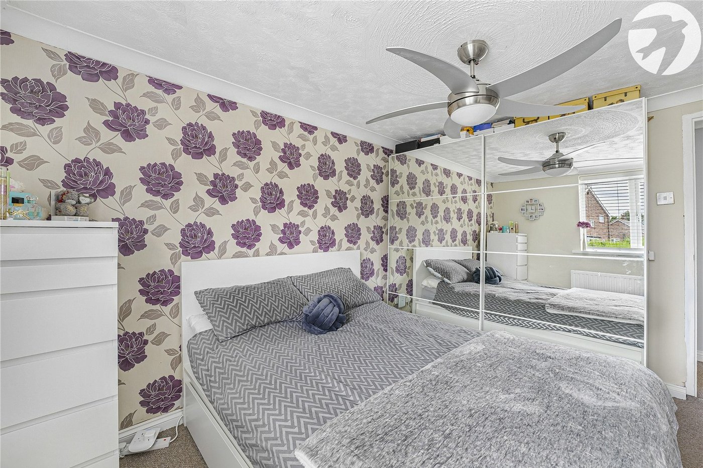 3 bedroom house for sale in Swanscombe | Robinson Jackson