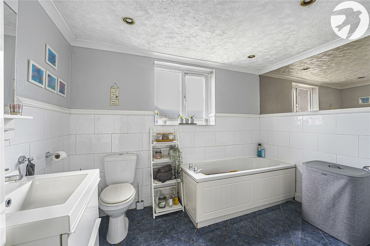 3 bedroom house for sale in Swanscombe | Robinson Jackson