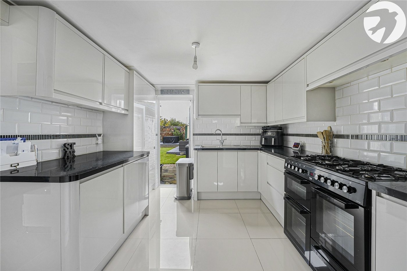 3 bedroom house for sale in Swanscombe | Robinson Jackson