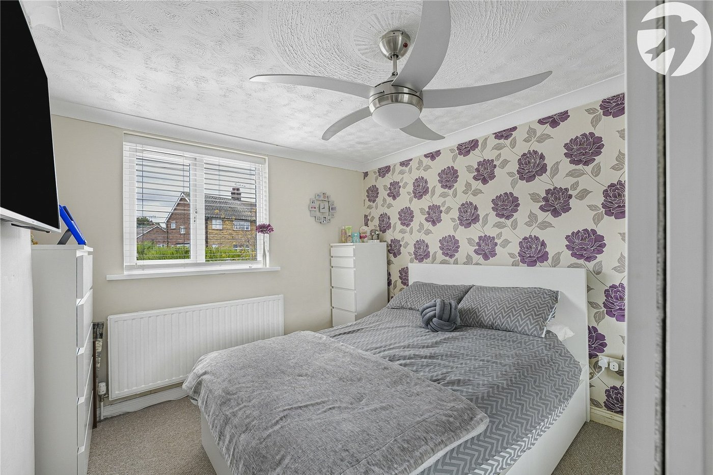 3 bedroom house for sale in Swanscombe | Robinson Jackson