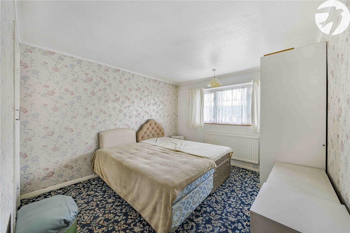 3 bedroom house for sale in Swanscombe | Robinson Jackson