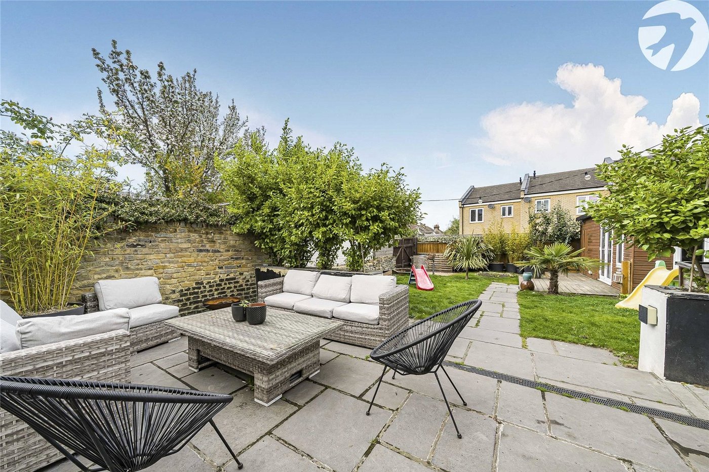 3 bedroom house for sale in Swanscombe | Robinson Jackson