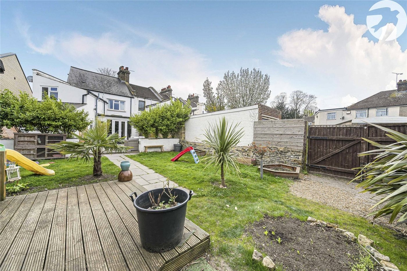 3 bedroom house for sale in Swanscombe | Robinson Jackson