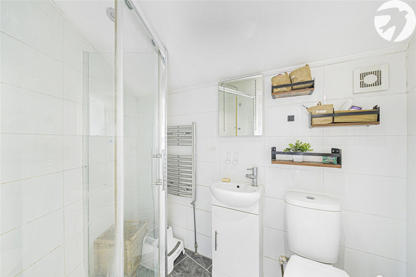 3 bedroom house for sale in Swanscombe | Robinson Jackson