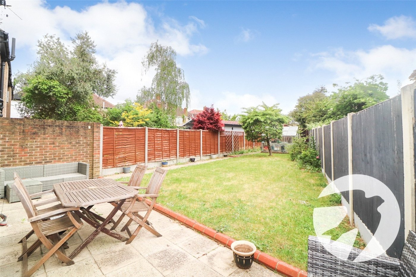 4 bedroom house for sale in Erith (Bexleyheath Borders) | Robinson Jackson