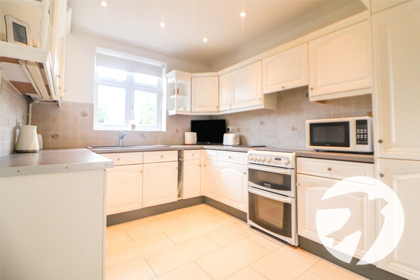 4 bedroom house for sale in Erith (Bexleyheath Borders) | Robinson Jackson