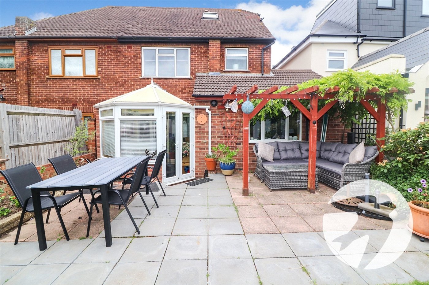 4 bedroom house for sale in Erith (Bexleyheath Borders) | Robinson Jackson