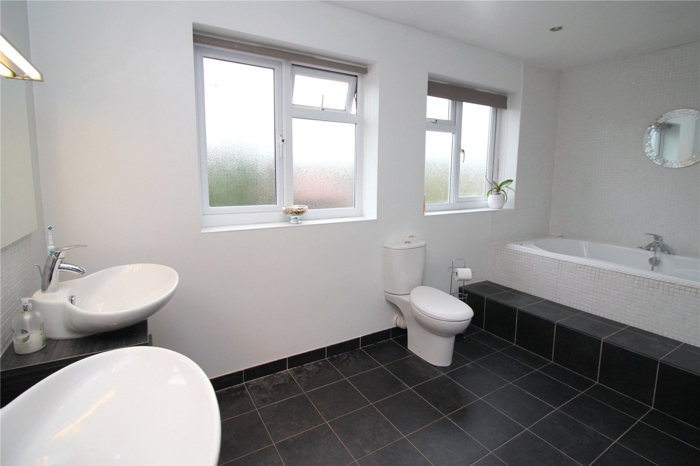 4 bedroom house for sale in Northumberland Heath | Robinson Jackson