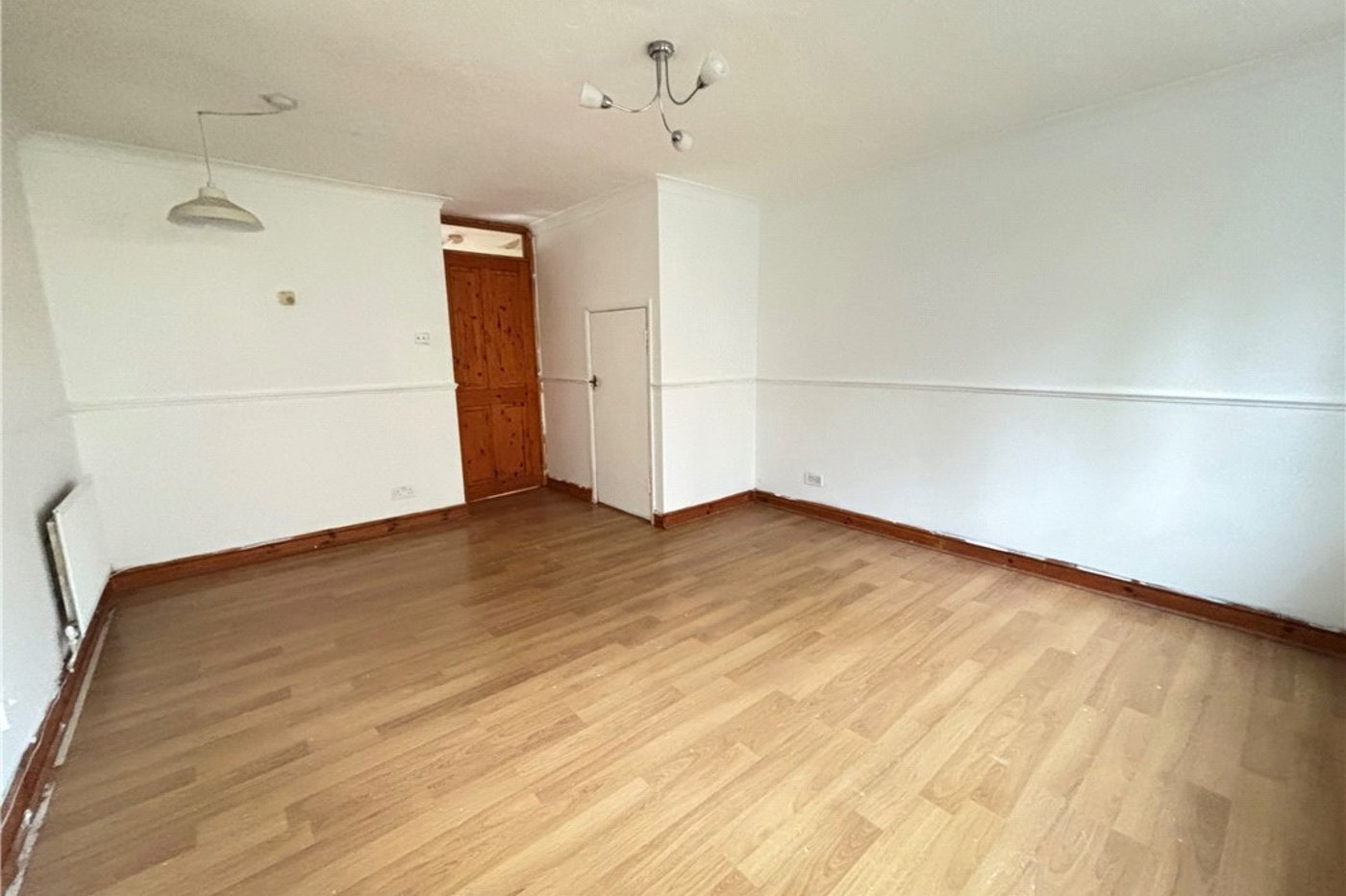 2 bedroom house for sale in St Mary Cray | Robinson Jackson