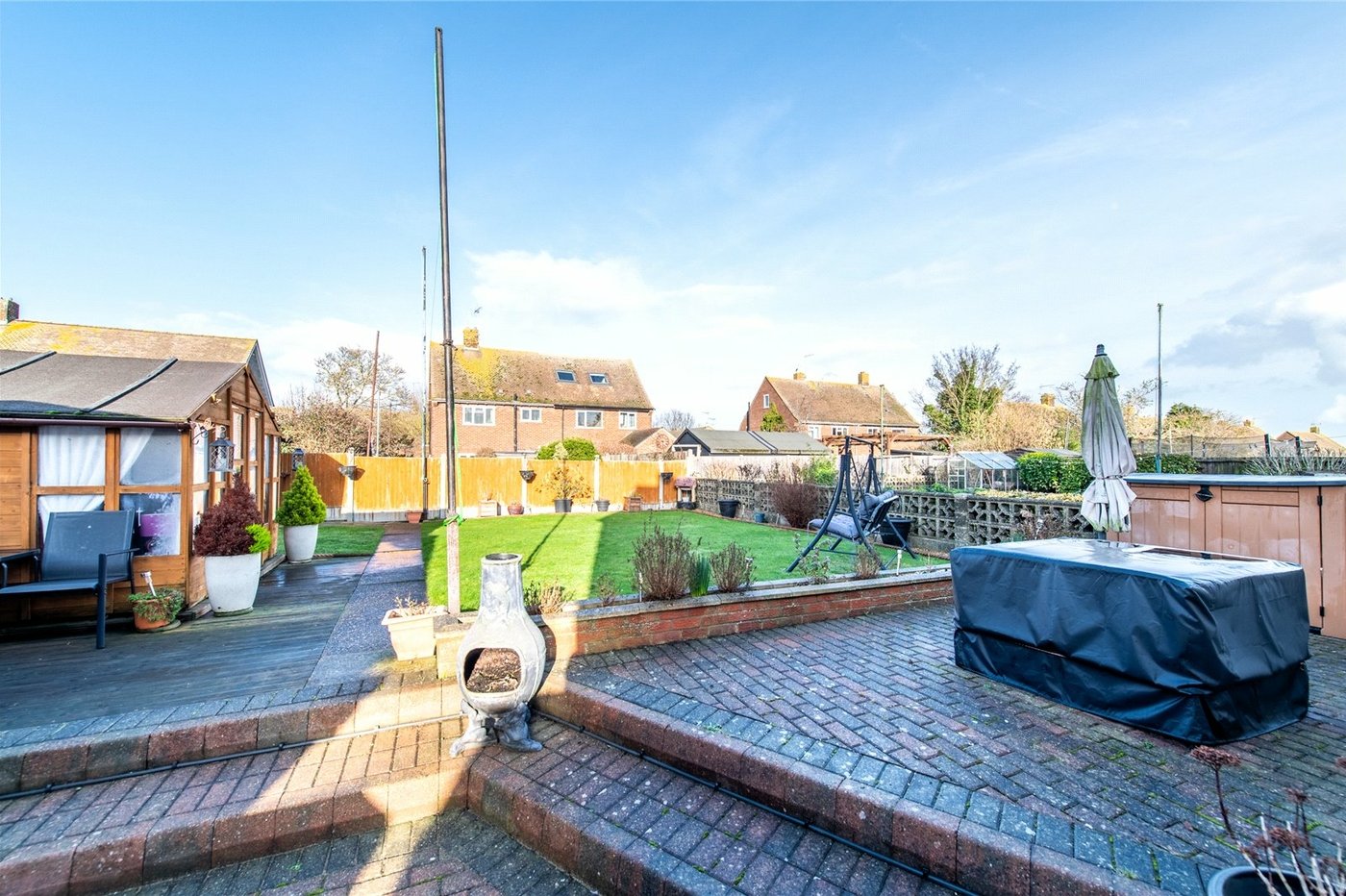 3 bedroom house for sale in Cliffe | Robinson Michael & Jackson