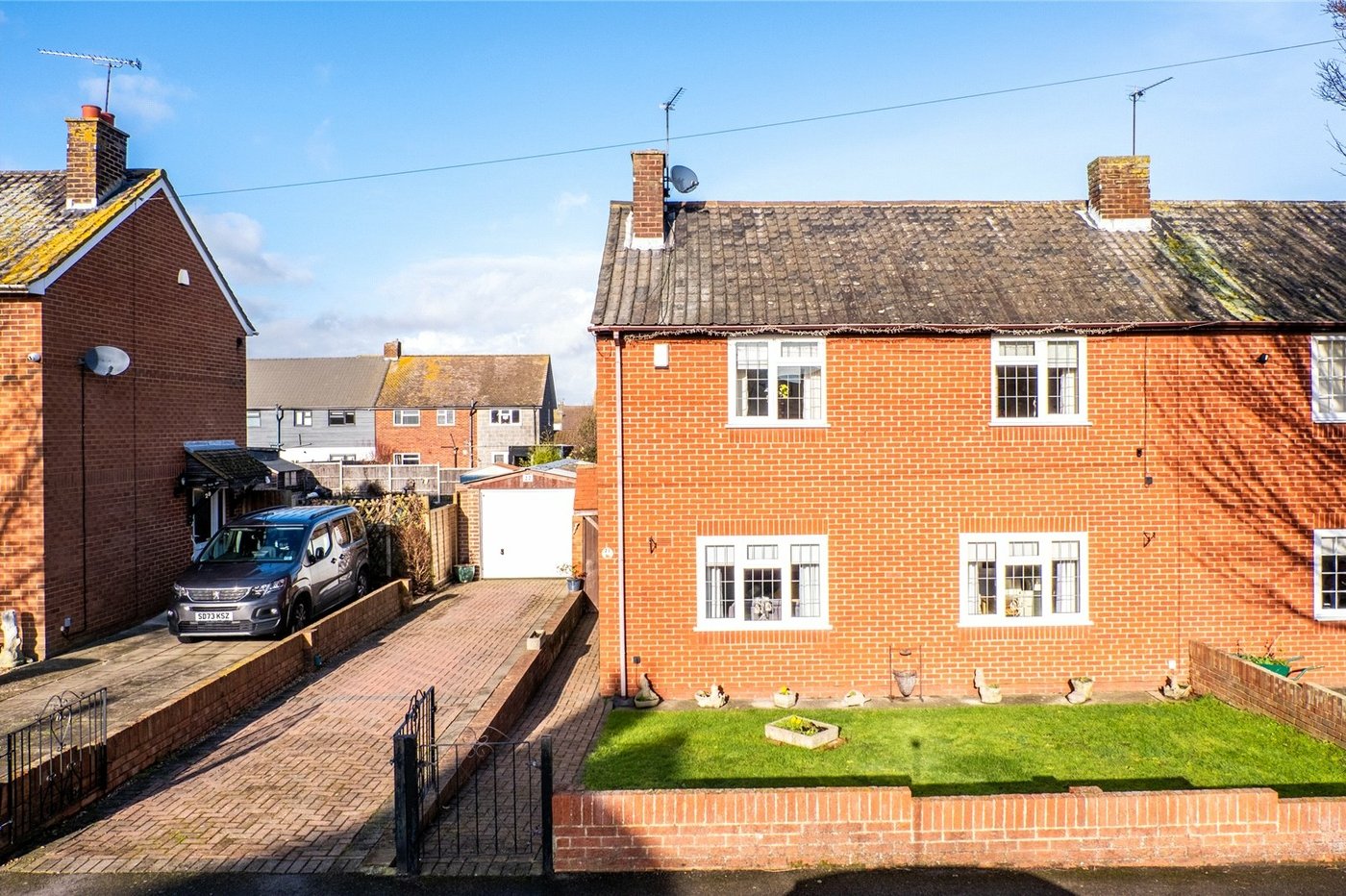 3 bedroom house for sale in Cliffe | Robinson Michael & Jackson