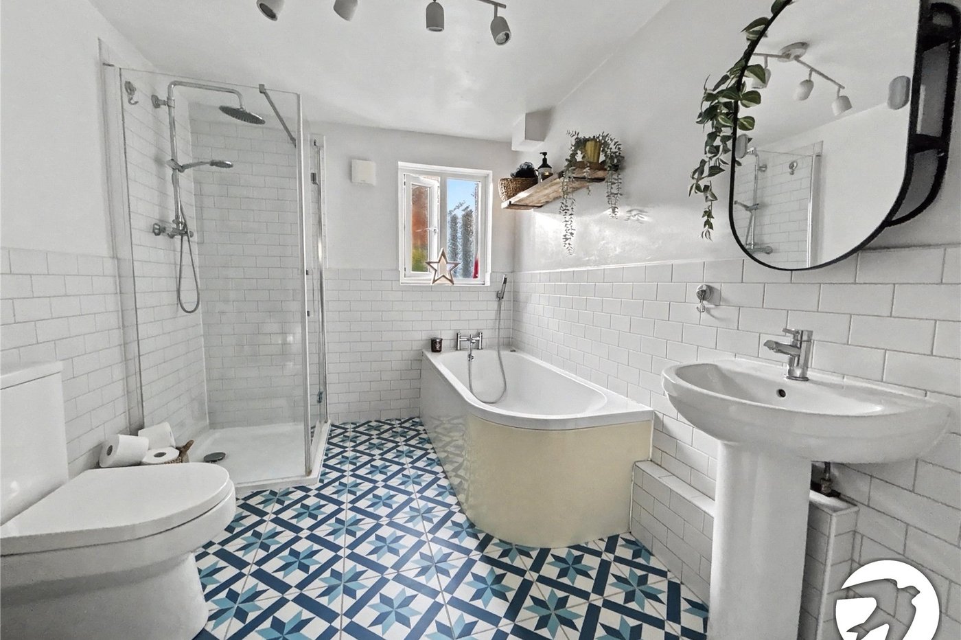 3 bedroom house for sale in Plumstead Common | Robinson Jackson