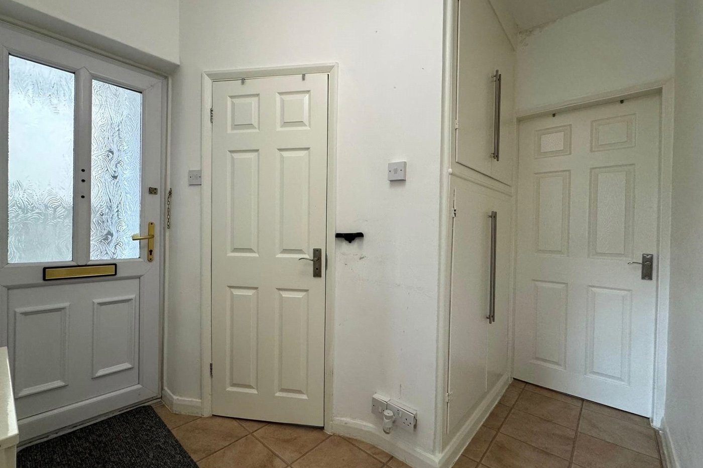 2 bedroom property for sale in Plumstead Common | Robinson Jackson