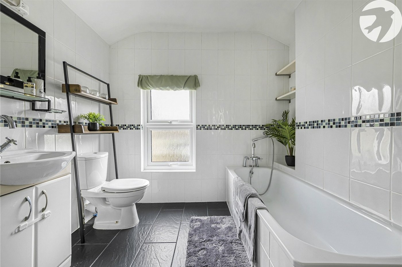 2 bedroom house for sale in Plumstead Common | Robinson Jackson