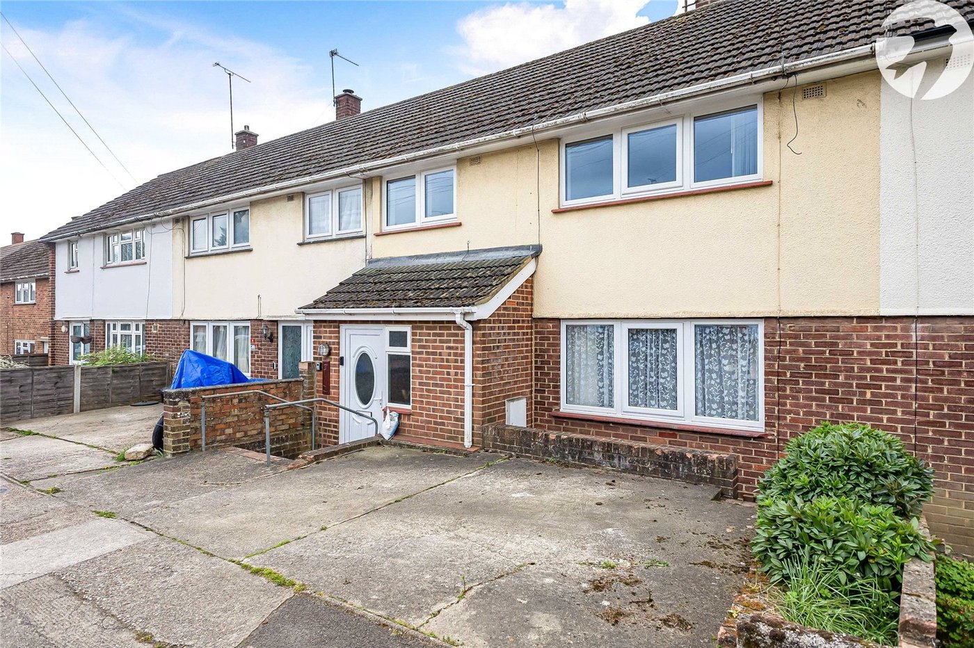 3 bedroom house for sale in Rochester | Robinson Michael & Jackson