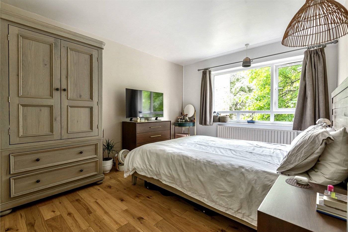 2 bedroom property for sale in  | Robinson Jackson