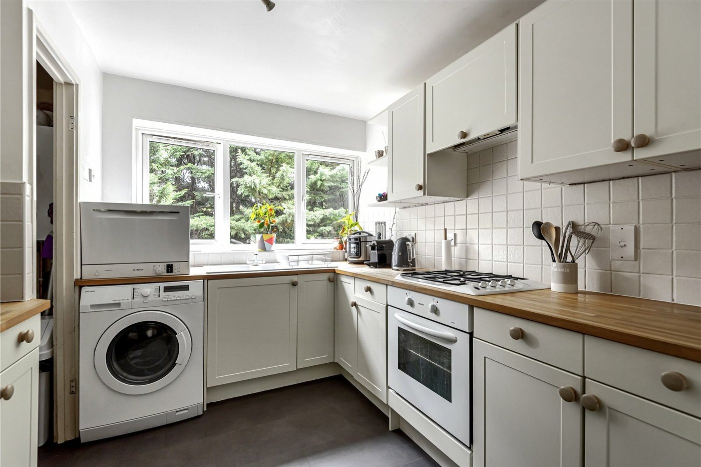 2 bedroom property for sale in  | Robinson Jackson