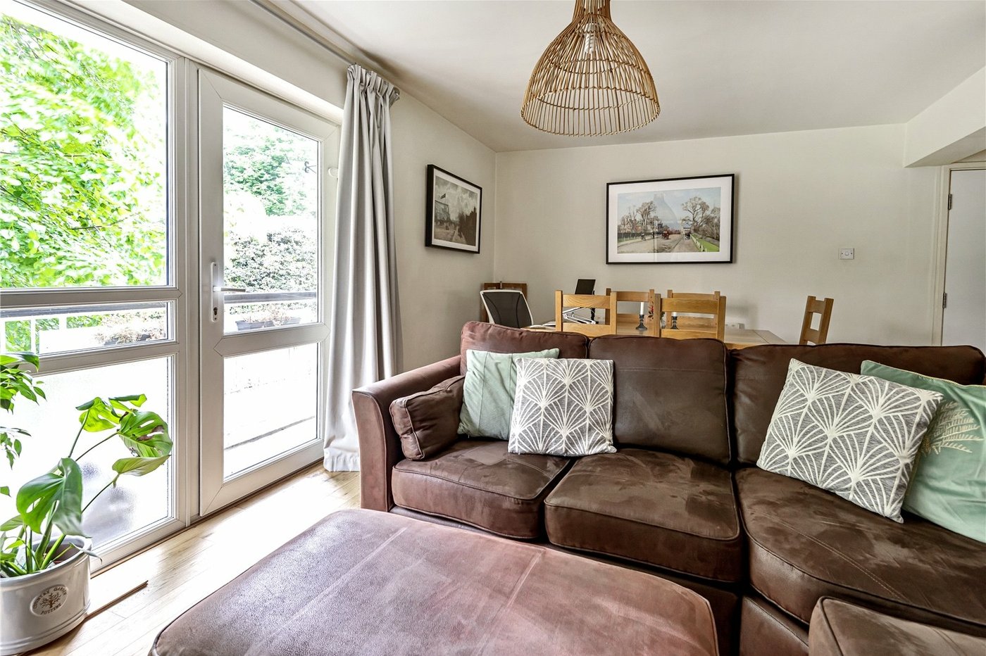 2 bedroom property for sale in Sydenham | Robinson Jackson