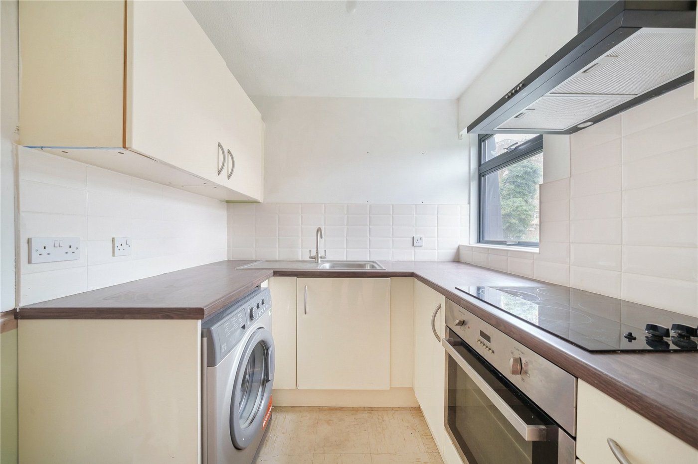 1 bedroom property for sale in London | Robinson Jackson