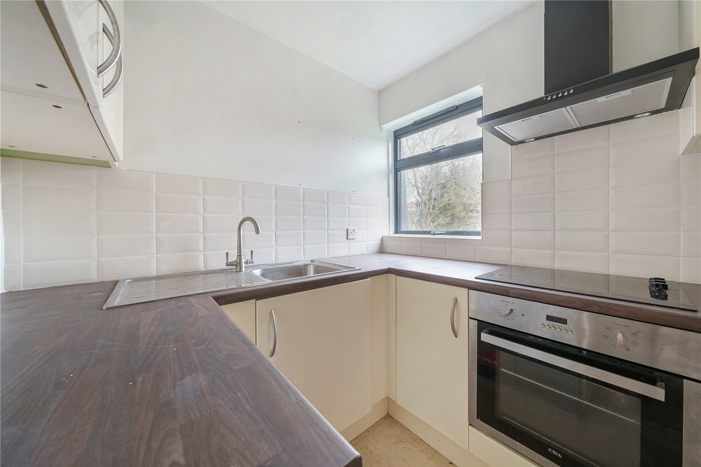 1 bedroom property for sale in London | Robinson Jackson