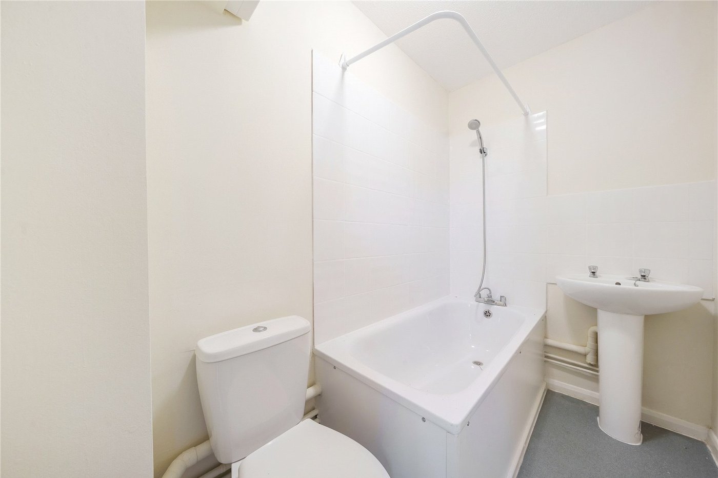 1 bedroom property for sale in London | Robinson Jackson