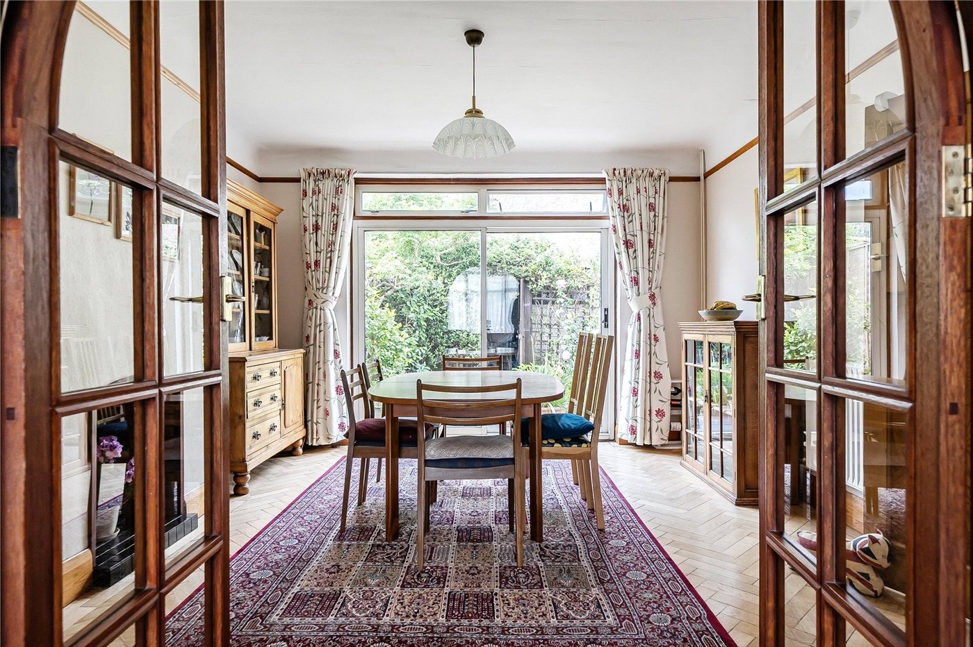 4 bedroom house for sale in London | Robinson Jackson