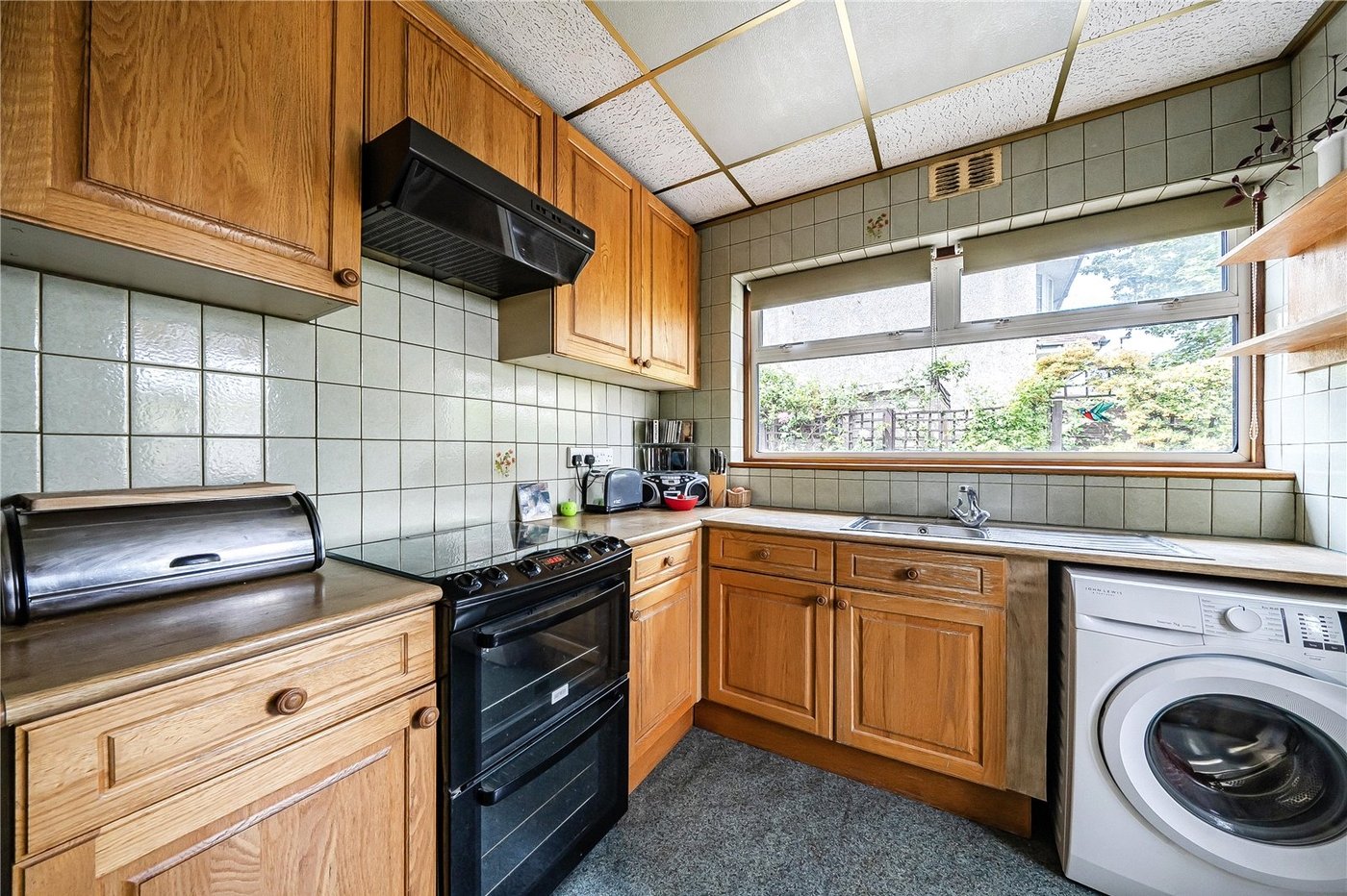 4 bedroom house for sale in London | Robinson Jackson