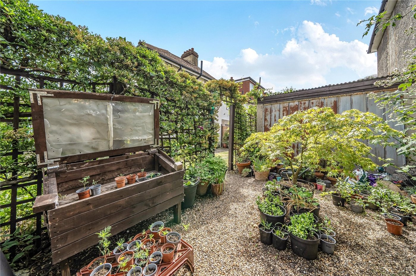 4 bedroom house for sale in London | Robinson Jackson