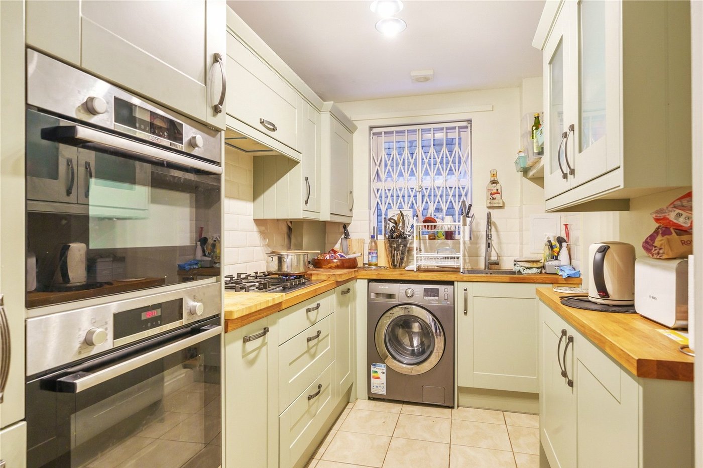 2 bedroom property for sale in  | Robinson Jackson