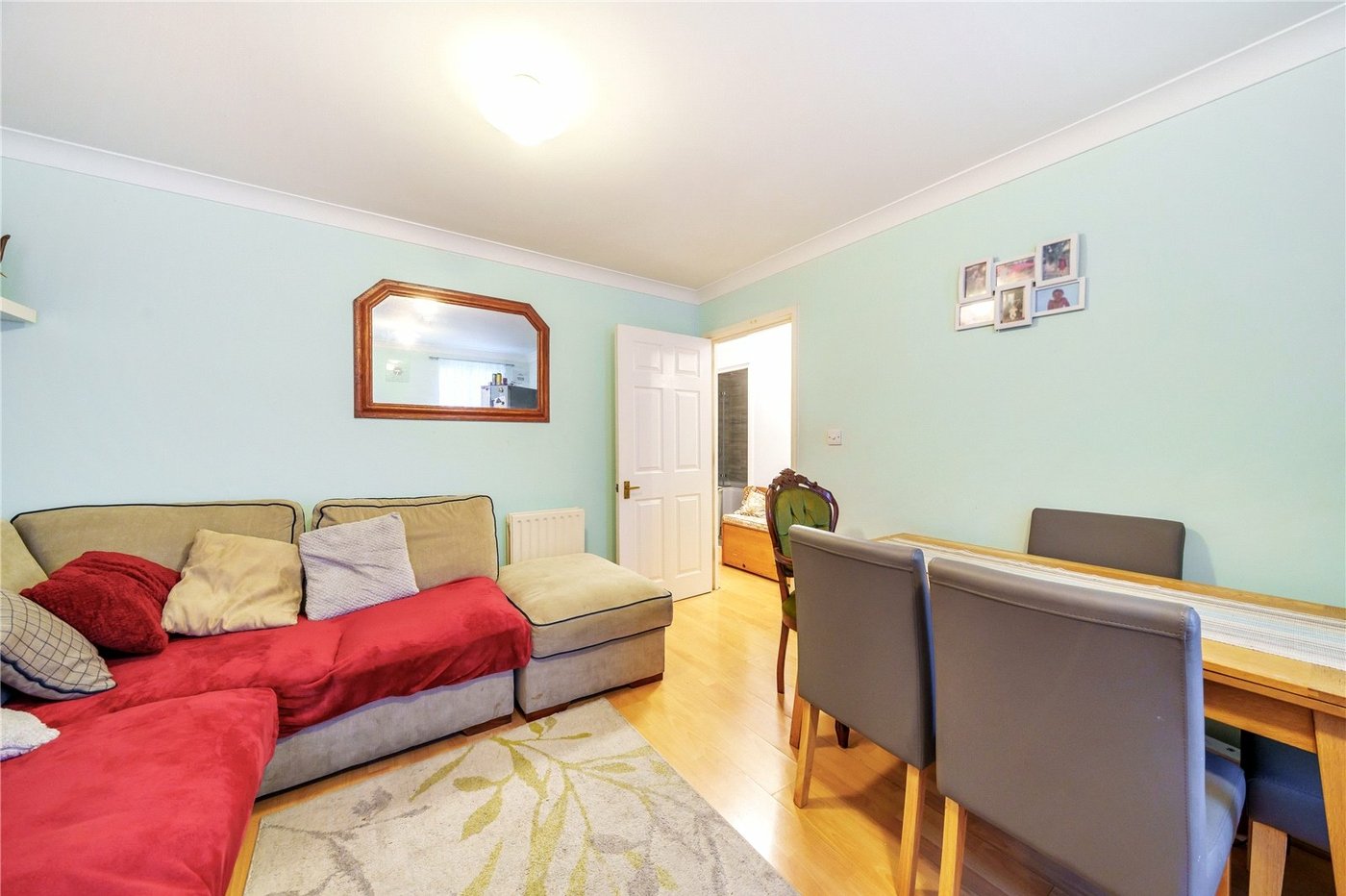 2 bedroom property for sale in  | Robinson Jackson