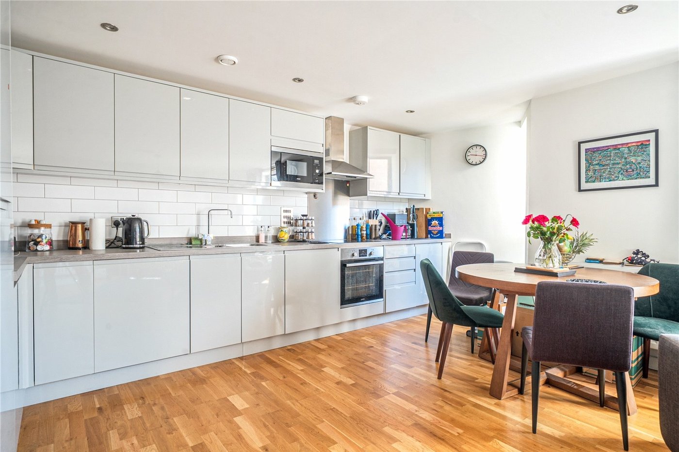 2 bedroom property for sale in  | Robinson Jackson